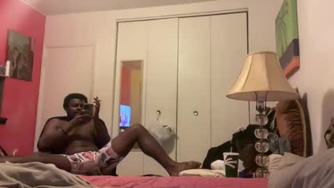 Snapshot of ra1nstorm chatting on November 30, 2025, 10:25 pm RA1NST0RM online show from November 30, 2025, 10:25 pm