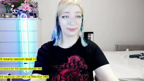 - online show from April 25, 2026, 9:12 pm