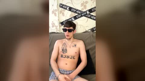 Snapshot of rabizoon chatting on December 18, 2025, 7:47 am Rabizoon online show from December 18, 2025, 7:47 am