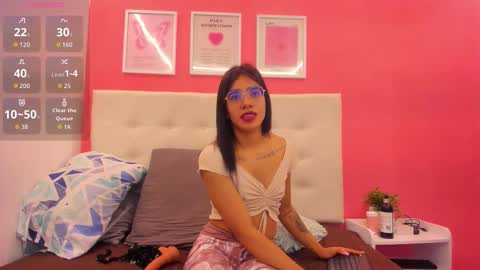 Rachel Donnelly online show from September 16, 2025, 4:46 am