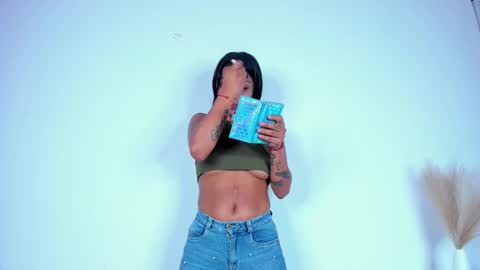 Snapshot of rachel_martinez chatting on February 25, 2025, 11:30 am RACHEL online show from February 25, 2025, 11:30 am