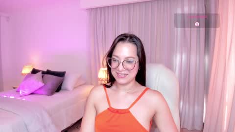 Snapshot of rachel_williamss chatting on January 5, 2025, 5:20 pm rachel online show from January 5, 2025, 5:20 pm