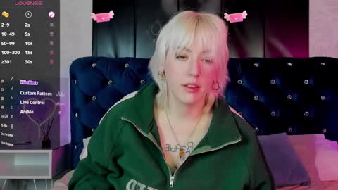 Snapshot of rachelcart chatting on January 27, 2025, 3:47 am RachelCart online show from January 27, 2025, 3:47 am