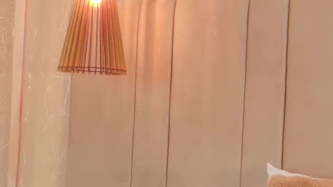 Snapshot of rachell_duque chatting on February 4, 2025, 8:28 pm Rachell online show from February 4, 2025, 8:28 pm