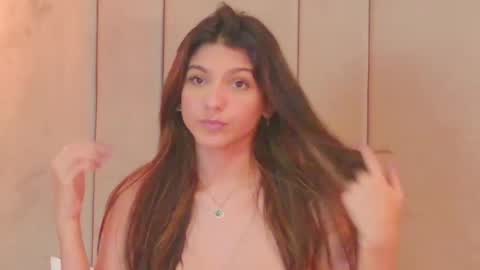 Snapshot of rachell_duque chatting on March 5, 2025, 5:18 pm Rachell online show from March 5, 2025, 5:18 pm