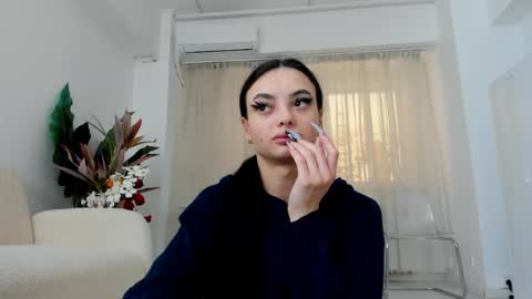 Snapshot of rachellravee chatting on May 24, 2026, 4:50 am Rachell online show from May 24, 2026, 4:50 am