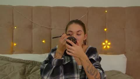 RachellSimpson online show from December 19, 2024, 7:18 pm