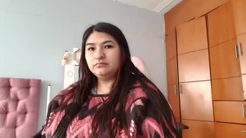 radiantgoddes online show from January 9, 2025, 1:13 pm