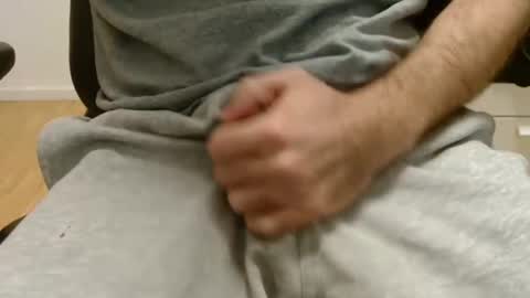 Snapshot of radrix chatting on January 8, 2025, 10:04 am radrix online show from January 8, 2025, 10:04 am