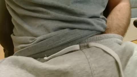 Snapshot of radrix chatting on January 8, 2025, 1:09 pm radrix online show from January 8, 2025, 1:09 pm