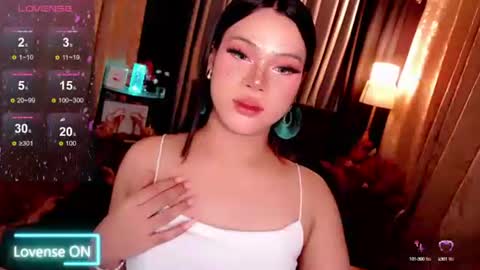 raeganclinton online show from September 12, 2025, 12:44 am