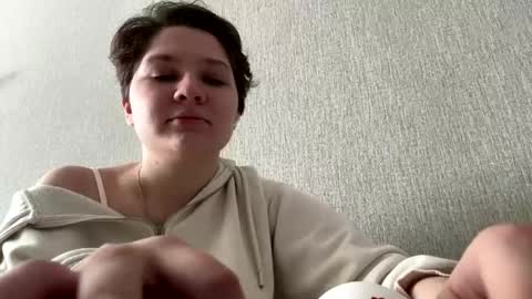 Snapshot of raegriego chatting on May 18, 2026, 12:40 am Emmie online show from May 18, 2026, 12:40 am