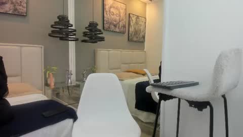 Snapshot of raf__koons chatting on July 23, 2026, 3:37 am Raf Koons online show from July 23, 2026, 3:37 am