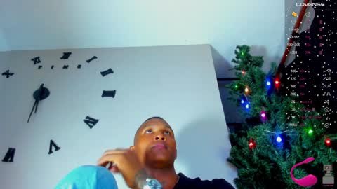 Andres H online show from January 1, 2025, 1:04 am