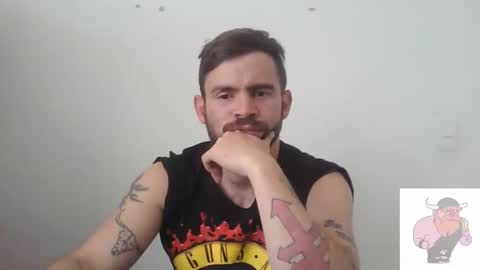 Snapshot of ragnor_vex chatting on January 23, 2025, 3:01 pm Ragnor vex online show from January 23, 2025, 3:01 pm