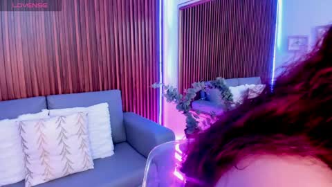 raichell_sweet_curvy online show from June 2, 2026, 2:52 pm