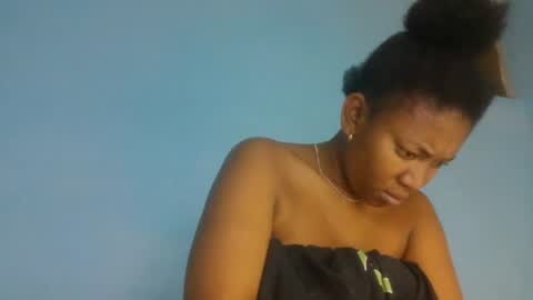 raiisaaa online show from July 28, 2026, 3:21 pm