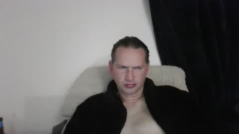 railmaster84000 online show from November 16, 2025, 10:04 pm