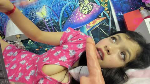 Snapshot of rainbow__coockie chatting on January 28, 2025, 3:04 am rainbow__coockie online show from January 28, 2025, 3:04 am