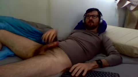 Snapshot of rainbowzzzzz chatting on July 1, 2026, 3:19 am rainbowzzzzz online show from July 1, 2026, 3:19 am