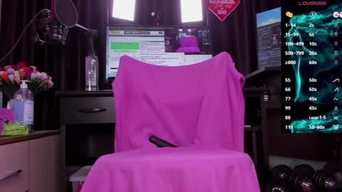 Laura online show from December 10, 2024, 2:48 am