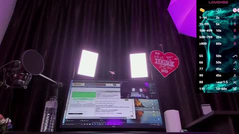 Laura online show from January 8, 2025, 2:35 am