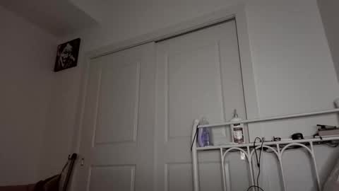 Snapshot of raiyvyn chatting on September 24, 2025, 4:38 am Ray Ray online show from September 24, 2025, 4:38 am