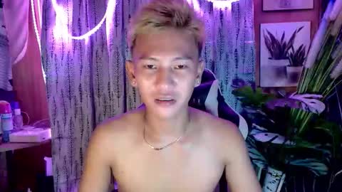 ralfhuge24 online show from October 16, 2025, 11:33 am