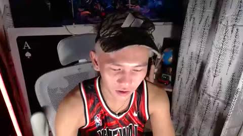 ralfhuge24 online show from March 11, 2026, 11:05 am