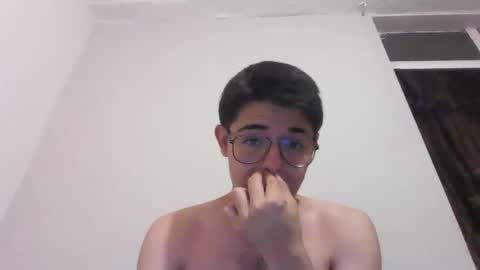 Snapshot of ralphillips25 chatting on September 13, 2025, 5:07 am ralphillips25 online show from September 13, 2025, 5:07 am