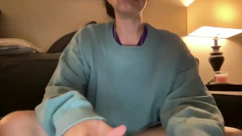 Snapshot of ramonajas chatting on January 2, 2025, 3:26 am RamonaJ online show from January 2, 2025, 3:26 am