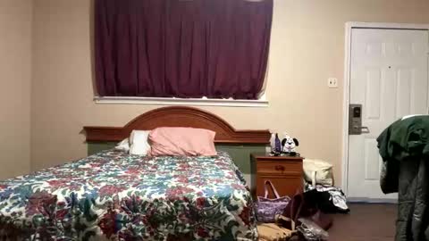 Snapshot of ramonaquinn chatting on November 24, 2025, 6:51 pm RAMONA Q online show from November 24, 2025, 6:51 pm