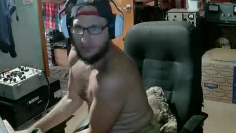 Snapshot of randalltotazz chatting on June 10, 2026, 9:03 pm Randall online show from June 10, 2026, 9:03 pm