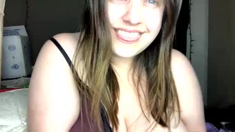 Snapshot of randicandi96 chatting on December 16, 2025, 7:46 am randicandi96 online show from December 16, 2025, 7:46 am