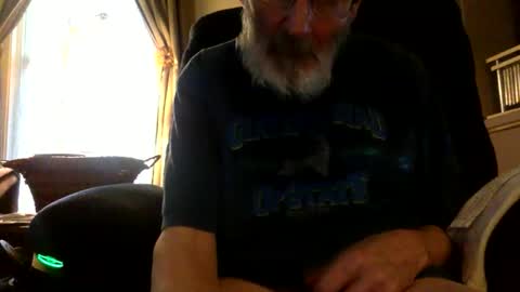 Snapshot of rando56 chatting on June 4, 2026, 10:43 am Randy online show from June 4, 2026, 10:43 am