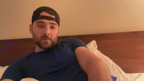 randomdude5950 online show from May 18, 2026, 1:45 am