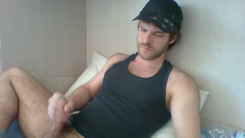 randomguy_42 online show from June 3, 2026, 10:18 am