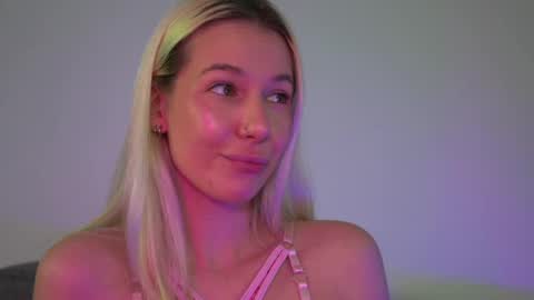 Snapshot of rany_thompson chatting on May 2, 2026, 9:14 am Rany Thompson online show from May 2, 2026, 9:14 am