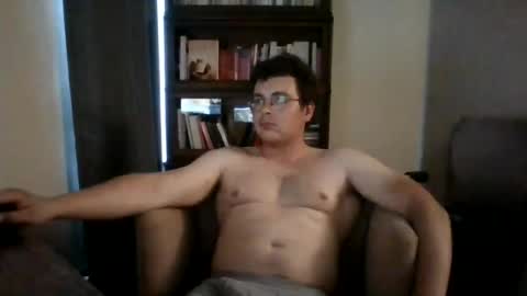 Snapshot of raphou9737 chatting on July 21, 2026, 11:40 pm raphou9737 online show from July 21, 2026, 11:40 pm
