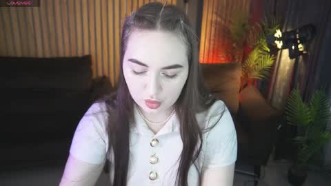 rapunzelangel online show from June 2, 2026, 5:53 am