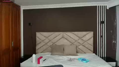 Raquel online show from September 20, 2025, 12:06 pm