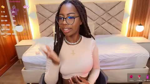 Raquel online show from March 9, 2026, 12:20 pm