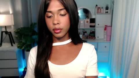 Snapshot of rarebae chatting on July 22, 2026, 5:10 am rarebae online show from July 22, 2026, 5:10 am