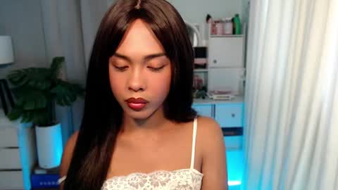 Snapshot of rarebae chatting on August 8, 2026, 5:20 am rarebae online show from August 8, 2026, 5:20 am