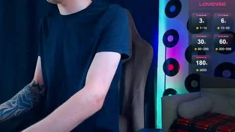 rasta_may online show from October 3, 2025, 7:27 am