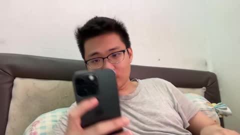 randomnaut online show from January 7, 2025, 3:03 am