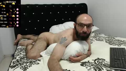 RaulWildBoy27 online show from June 19, 2026, 7:50 pm