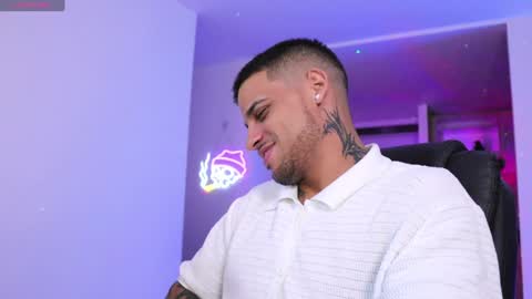 Snapshot of rausch77 chatting on December 16, 2024, 5:59 am rausch77 online show from December 16, 2024, 5:59 am