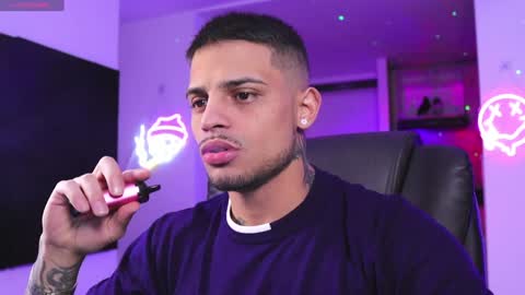 Snapshot of rausch77 chatting on January 18, 2025, 5:20 am rausch77 online show from January 18, 2025, 5:20 am