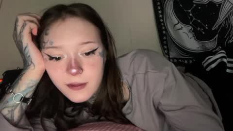 Snapshot of raven_armor chatting on May 12, 2026, 4:59 pm raven_armor online show from May 12, 2026, 4:59 pm